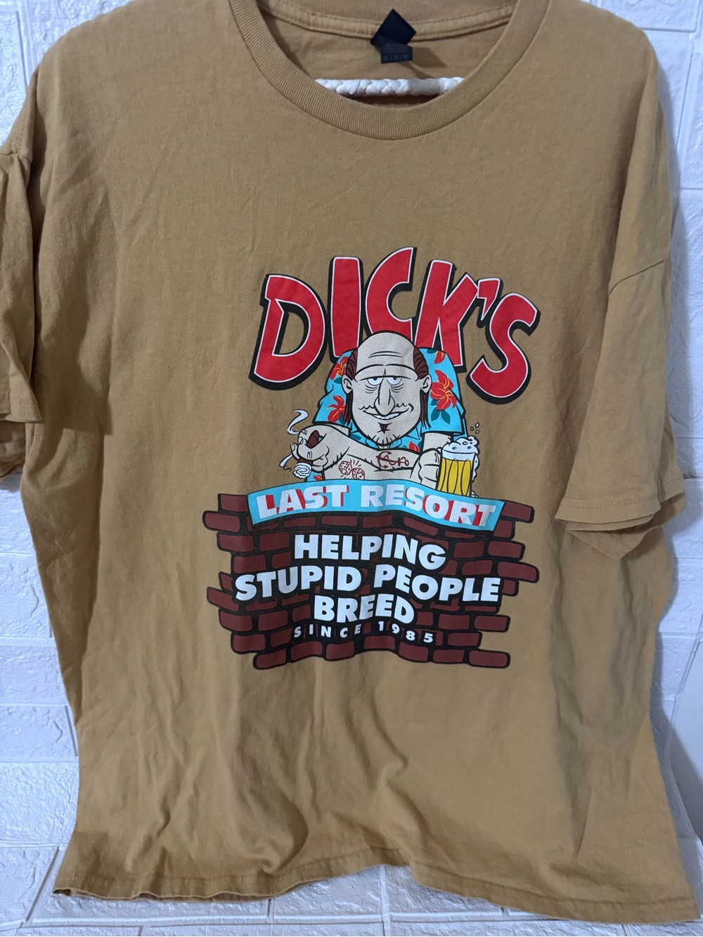 Dicks Last Resort T-Shirt Helping Stupid People Breed Tan Gildan Promo Humor XL